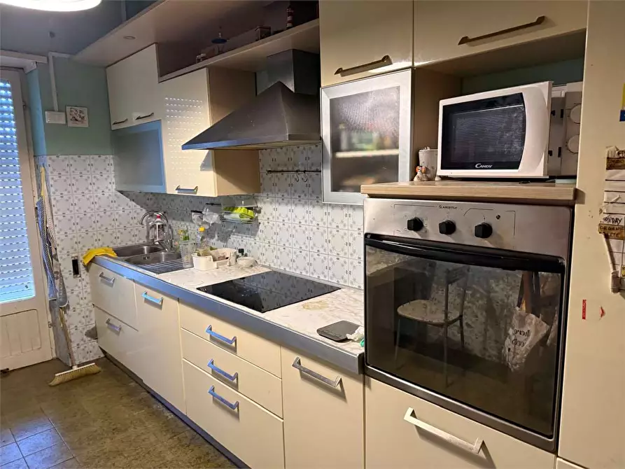 Immagine 1 di Stanza singola in affitto  a Frosinone