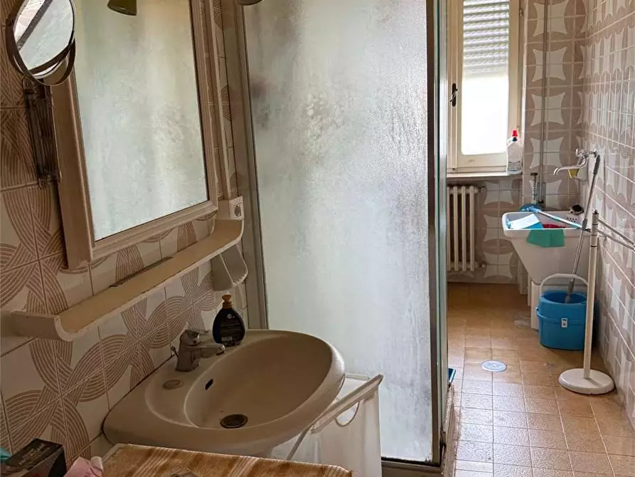 Immagine 14 di Stanza singola in affitto  a Frosinone