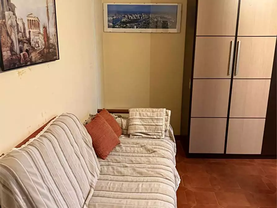 Immagine 15 di Stanza singola in affitto  a Frosinone