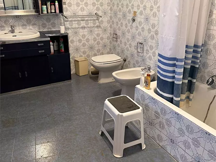 Immagine 18 di Stanza singola in affitto  a Frosinone