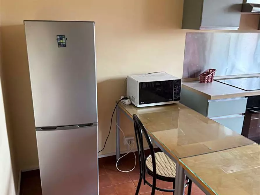 Immagine 21 di Stanza singola in affitto  a Frosinone