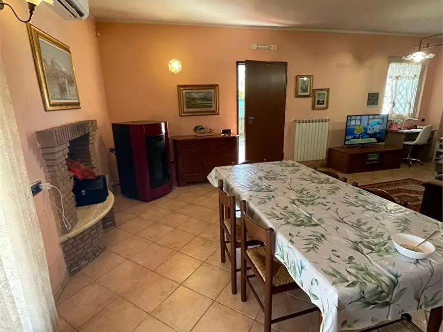 Immagine 11 di Porzione di villa in vendita  in s s 155 per Fiuggi 361 a Alatri