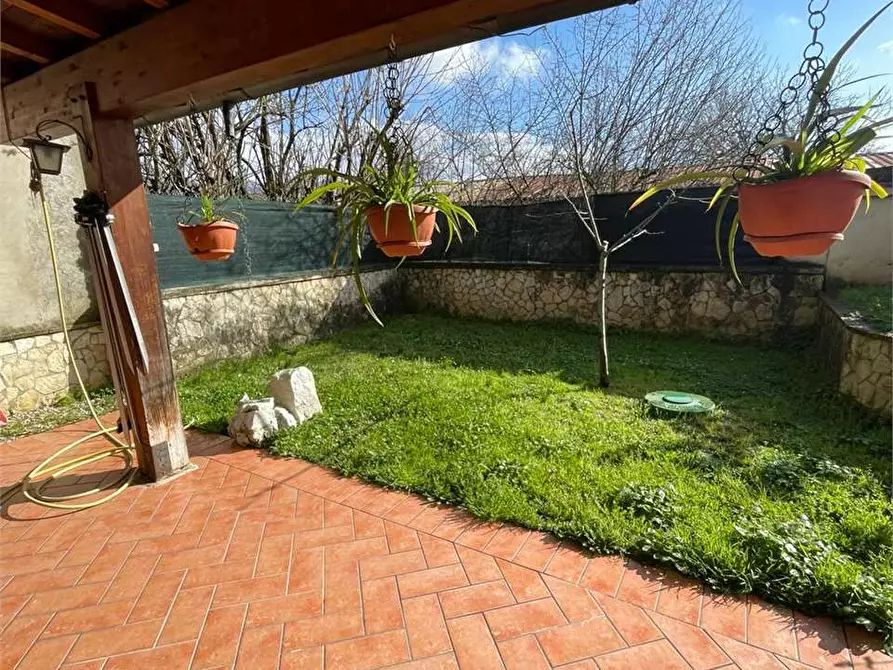 Immagine 13 di Porzione di villa in vendita  in s s 155 per Fiuggi 361 a Alatri