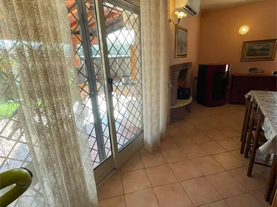 Immagine 9 di Porzione di villa in vendita  in s s 155 per Fiuggi 361 a Alatri