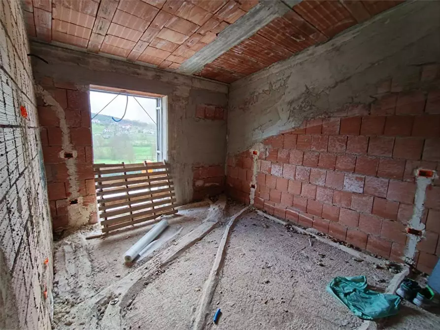 Immagine 16 di Villa in vendita  a Torrice