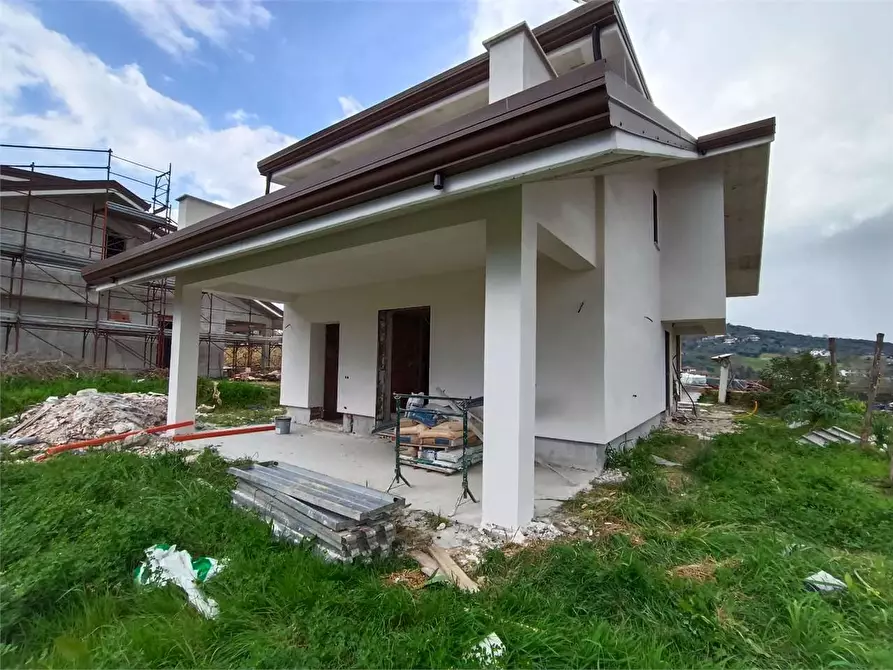 Immagine 28 di Villa in vendita  a Torrice