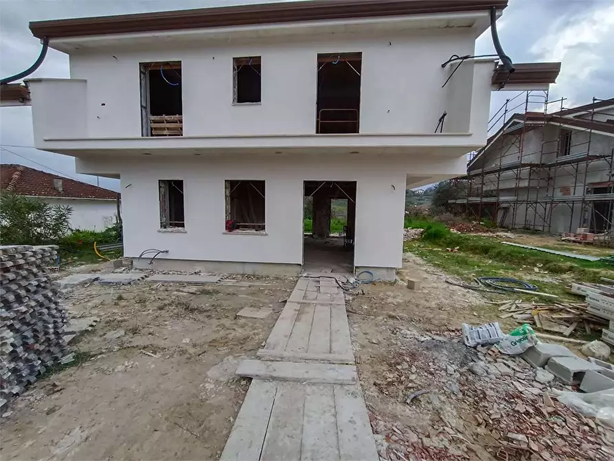 Immagine 38 di Villa in vendita  a Torrice