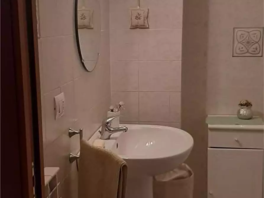 Immagine 5 di Quadrilocale in vendita  in piazza Vittorio Bachelet  13 a Ferentino