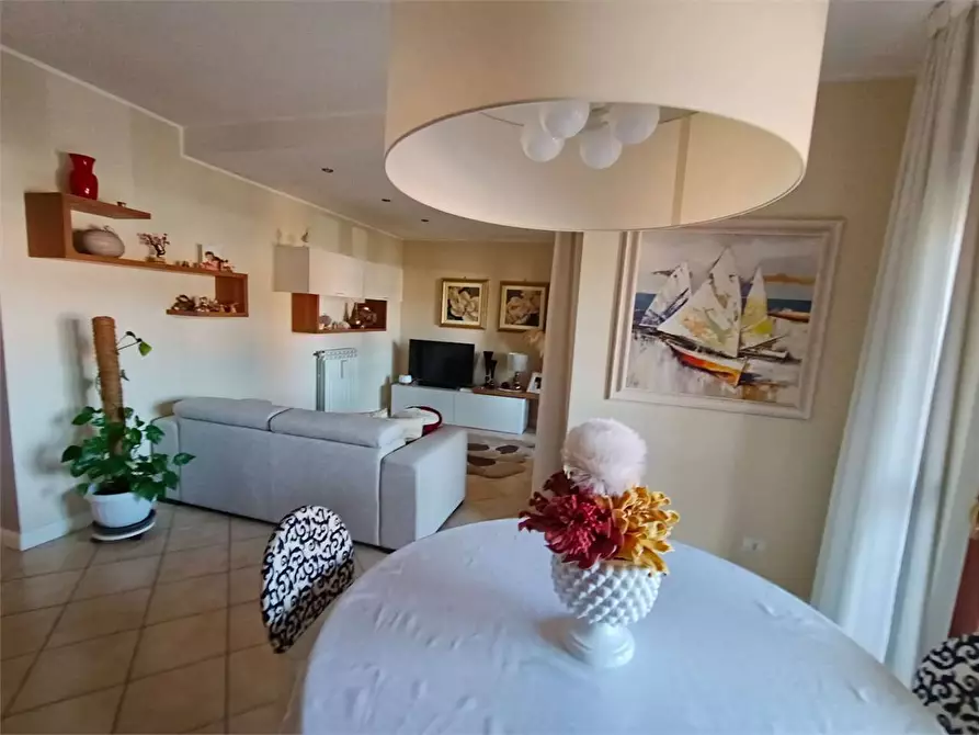 Immagine 31 di Quadrilocale in vendita  in piazza Vittorio Bachelet  13 a Ferentino