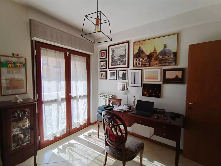 Immagine 40 di Quadrilocale in vendita  in piazza Vittorio Bachelet  13 a Ferentino