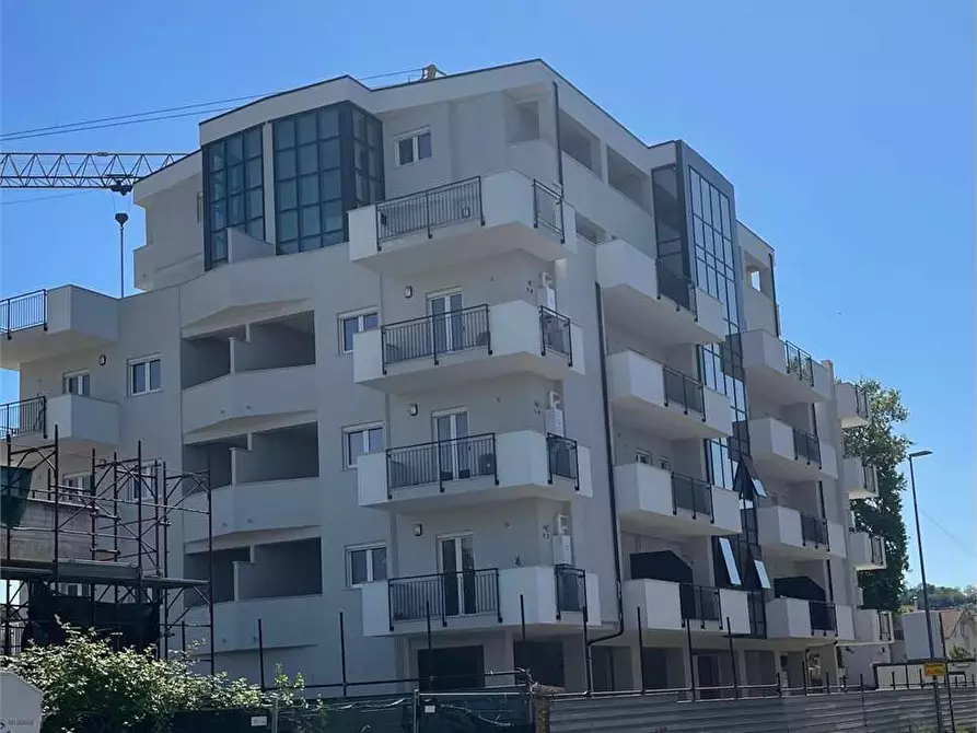 Immagine 8 di Attico in vendita  a Frosinone