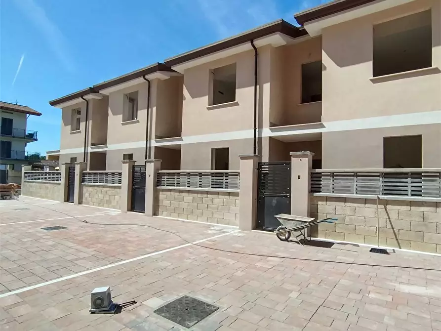 Immagine 1 di Villetta a schiera in vendita  in via marittima a Frosinone