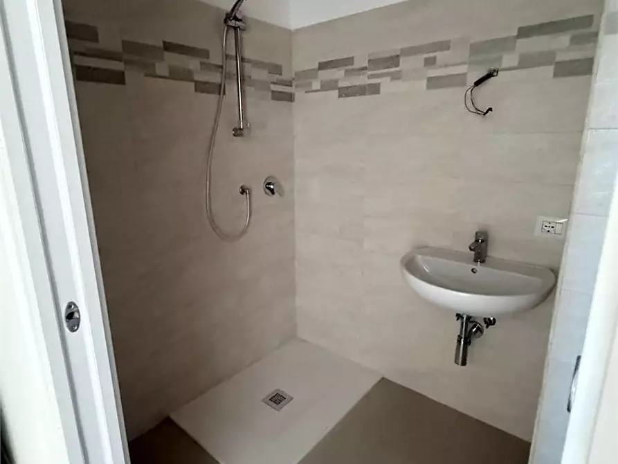 Immagine 27 di Appartamento in vendita  in VIA MARIA a Frosinone