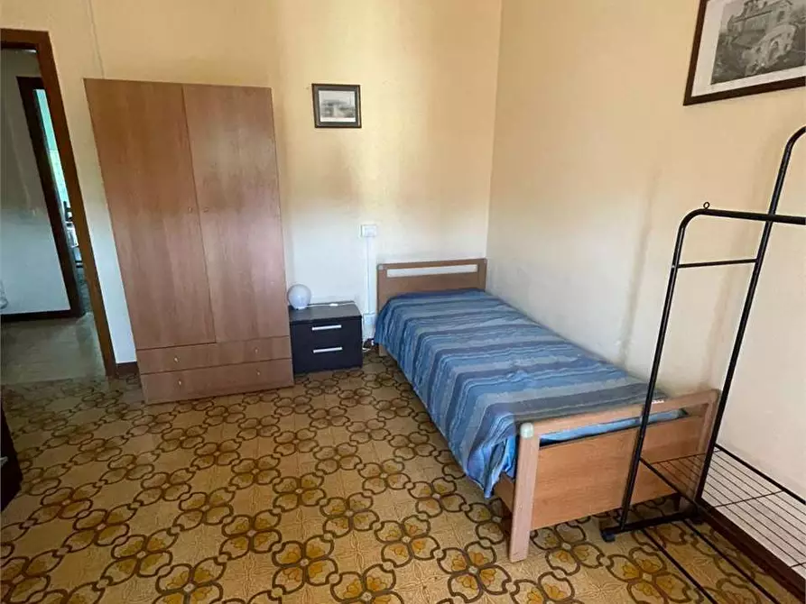 Immagine 15 di Stanza singola in affitto  in Via Vincenzo Ferrarelli 93 a Frosinone