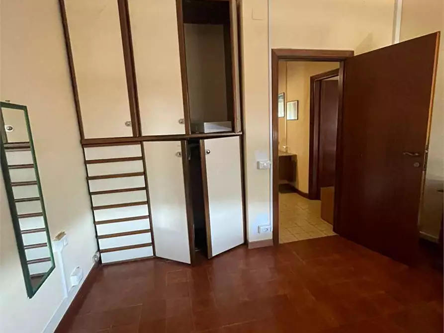 Immagine 26 di Stanza singola in affitto  in Via Vincenzo Ferrarelli 93 a Frosinone
