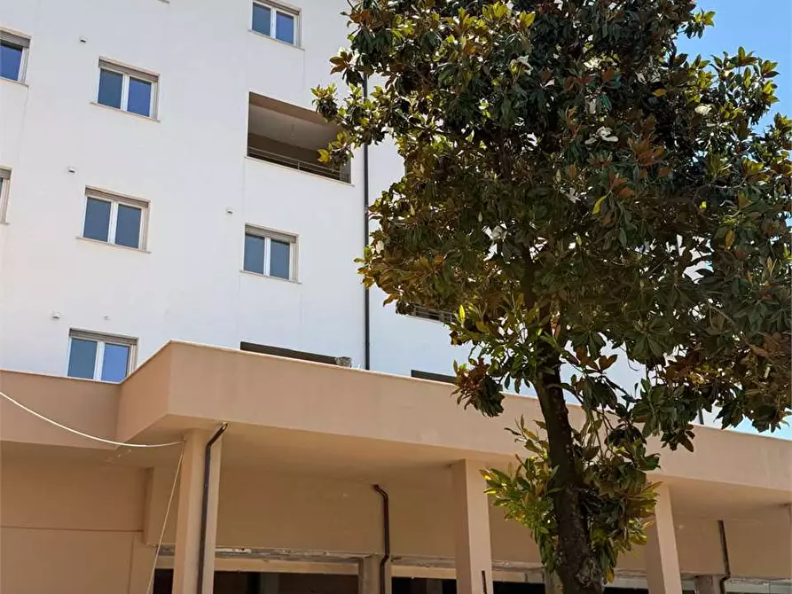 Immagine 40 di Ufficio in vendita  in Via Maria  a Frosinone