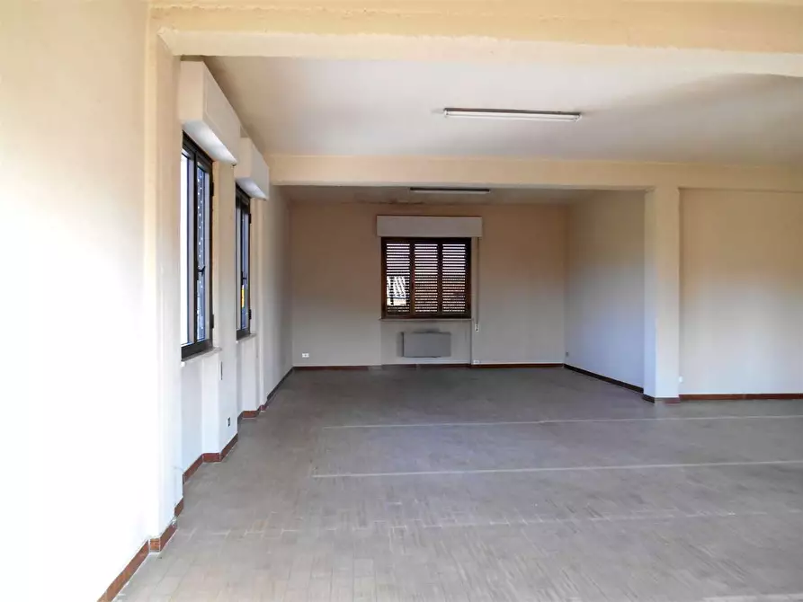 Immagine 6 di Ufficio in affitto  in Via pesciatina 133 a Capannori