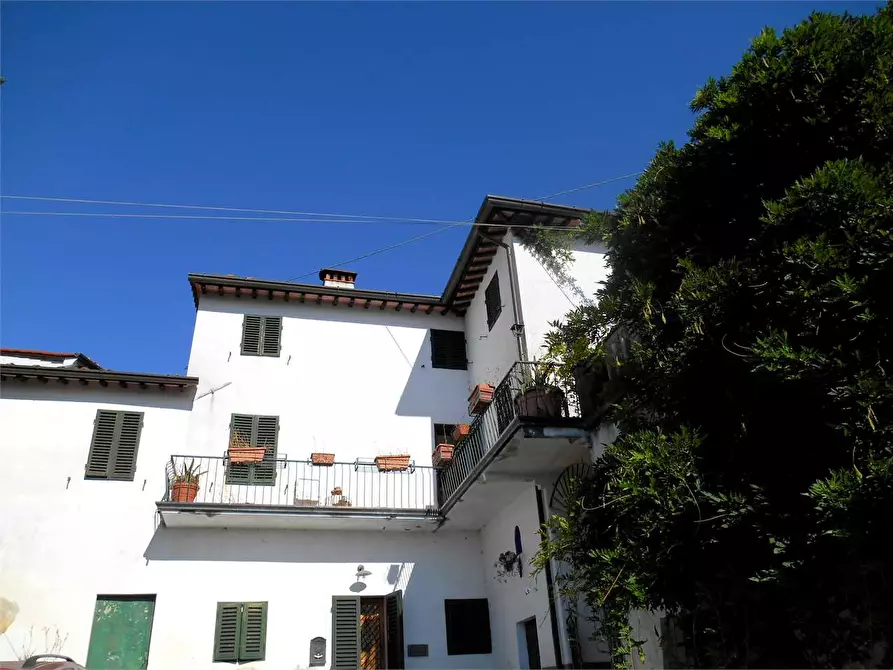 Immagine 2 di Casa indipendente in vendita  in Via di Matraia  55 a Capannori