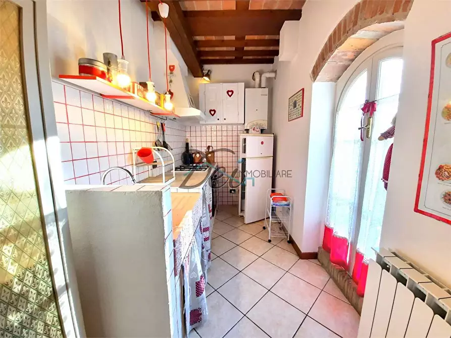 Immagine 19 di Rustico / casale in vendita  in via di san ginese 71 a Capannori