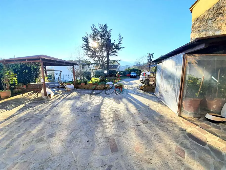 Immagine 13 di Rustico / casale in vendita  in via di san ginese 71 a Capannori