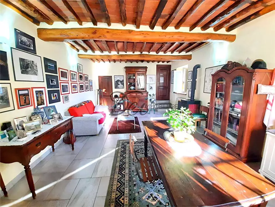 Immagine 5 di Rustico / casale in vendita  in via di san ginese 71 a Capannori