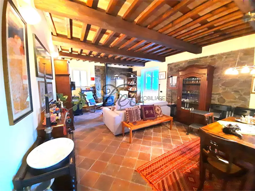 Immagine 38 di Rustico / casale in vendita  in via di san ginese 71 a Capannori