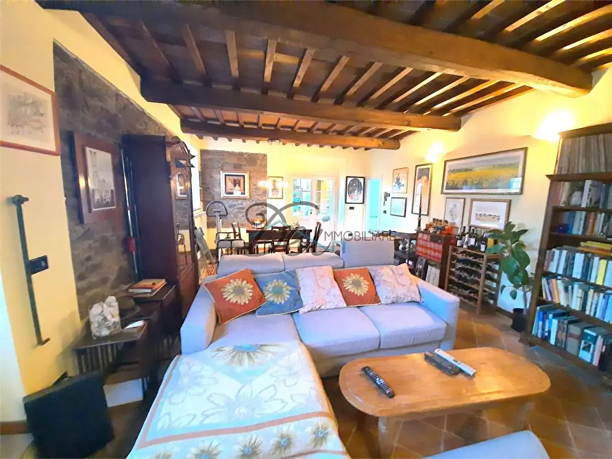 Immagine 39 di Rustico / casale in vendita  in via di san ginese 71 a Capannori