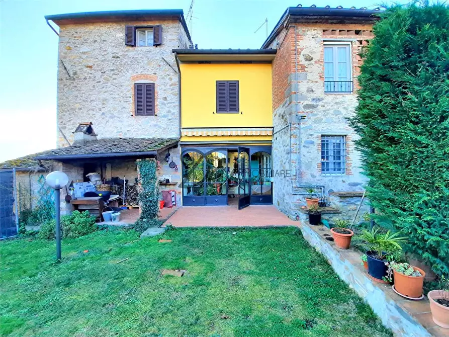 Immagine 14 di Rustico / casale in vendita  in via di san ginese 71 a Capannori