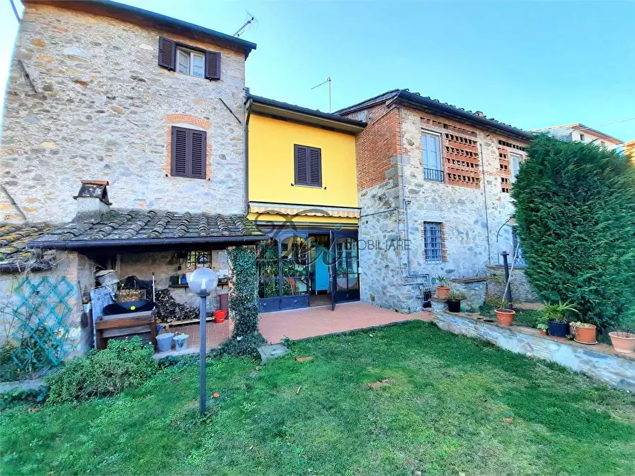 Immagine 15 di Rustico / casale in vendita  in via di san ginese 71 a Capannori