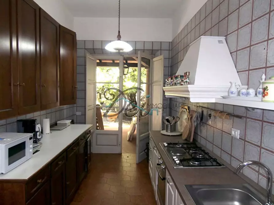 Immagine 13 di Villa in vendita  a Bagni Di Lucca