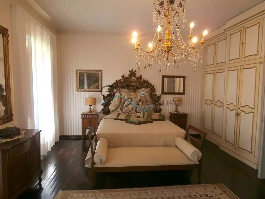 Immagine 17 di Villa in vendita  a Bagni Di Lucca