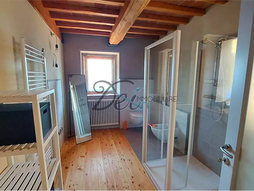 Immagine 28 di Rustico / casale in vendita  a Molazzana