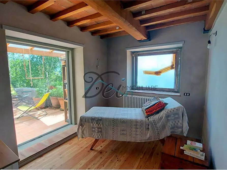 Immagine 26 di Rustico / casale in vendita  a Molazzana