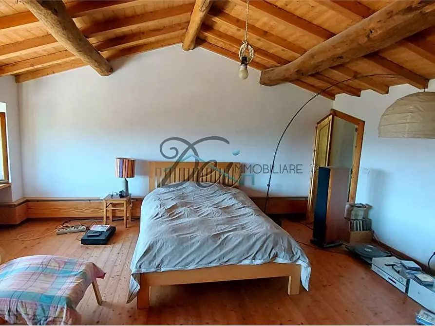 Immagine 22 di Rustico / casale in vendita  a Molazzana