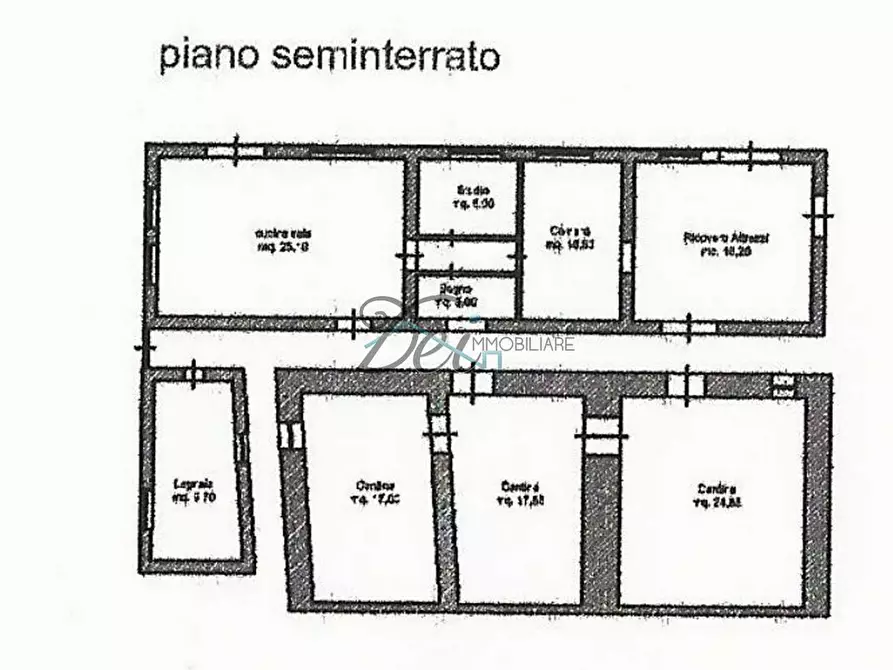Immagine 43 di Rustico / casale in vendita  a Molazzana