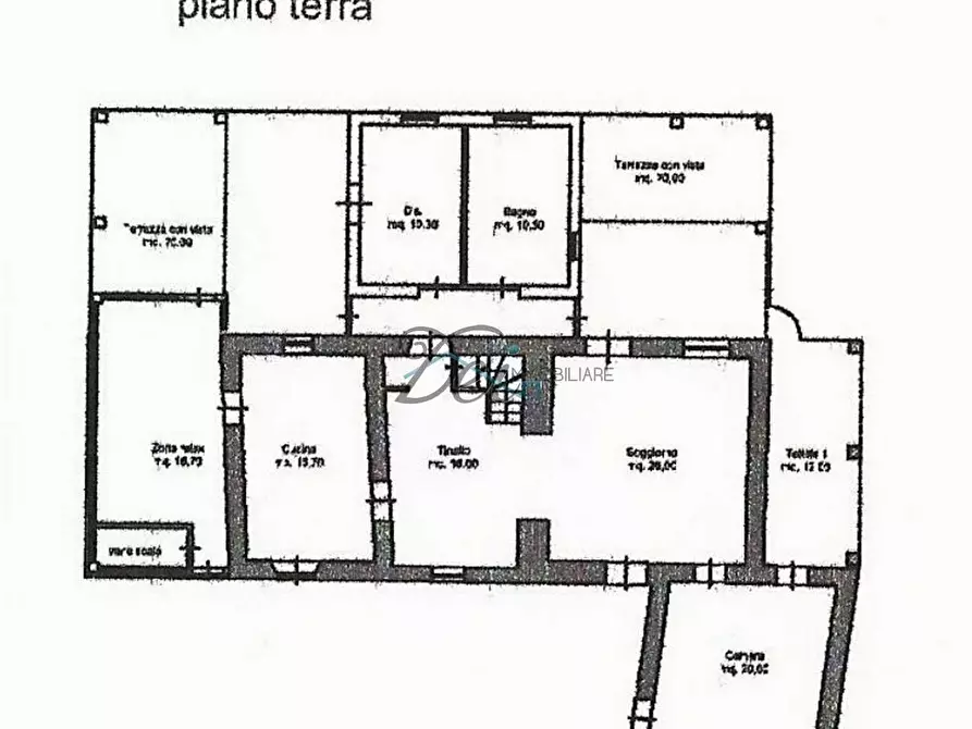 Immagine 41 di Rustico / casale in vendita  a Molazzana