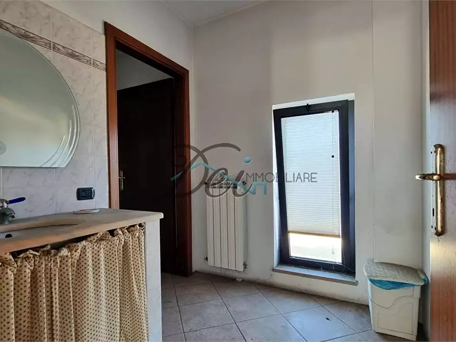 Immagine 27 di Negozio in affitto  in Via Pesciatina 200 a Capannori