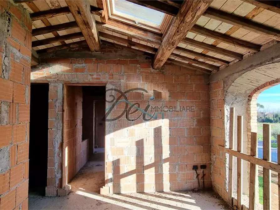 Immagine 20 di Villa in vendita  in via di piaggiori basso 35 a Capannori