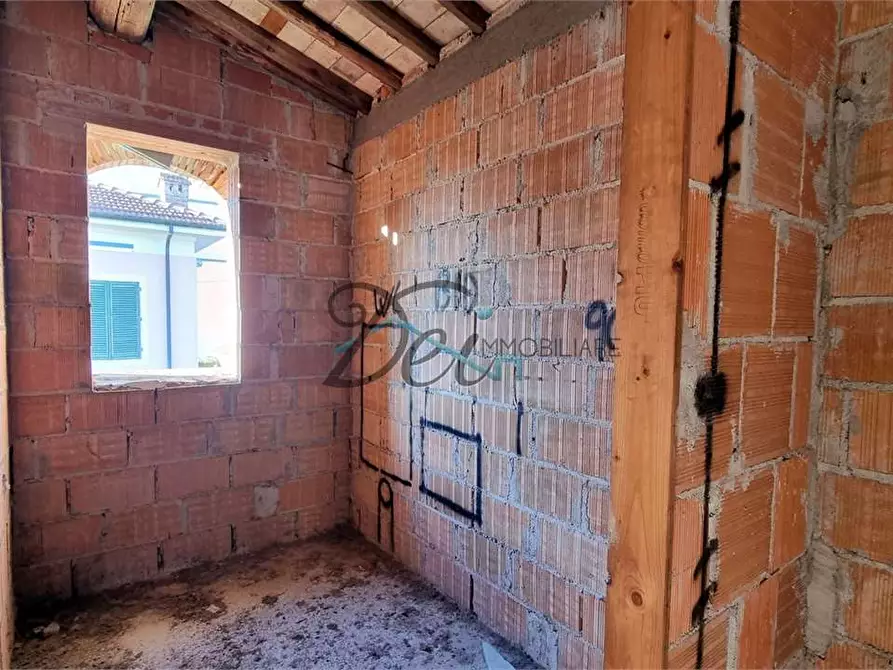 Immagine 25 di Villa in vendita  in via di piaggiori basso 35 a Capannori