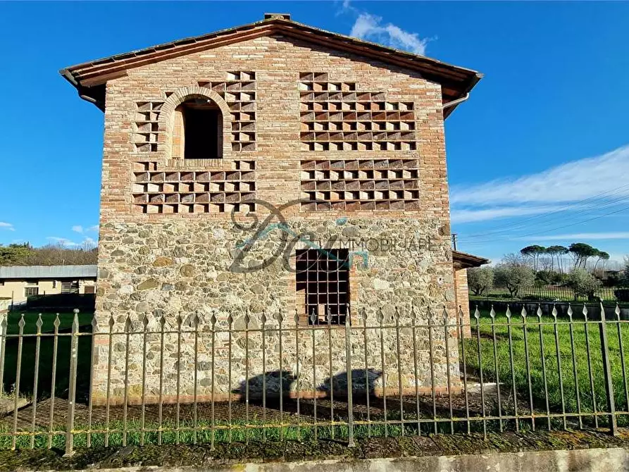 Immagine 8 di Villa in vendita  in via di piaggiori basso 35 a Capannori