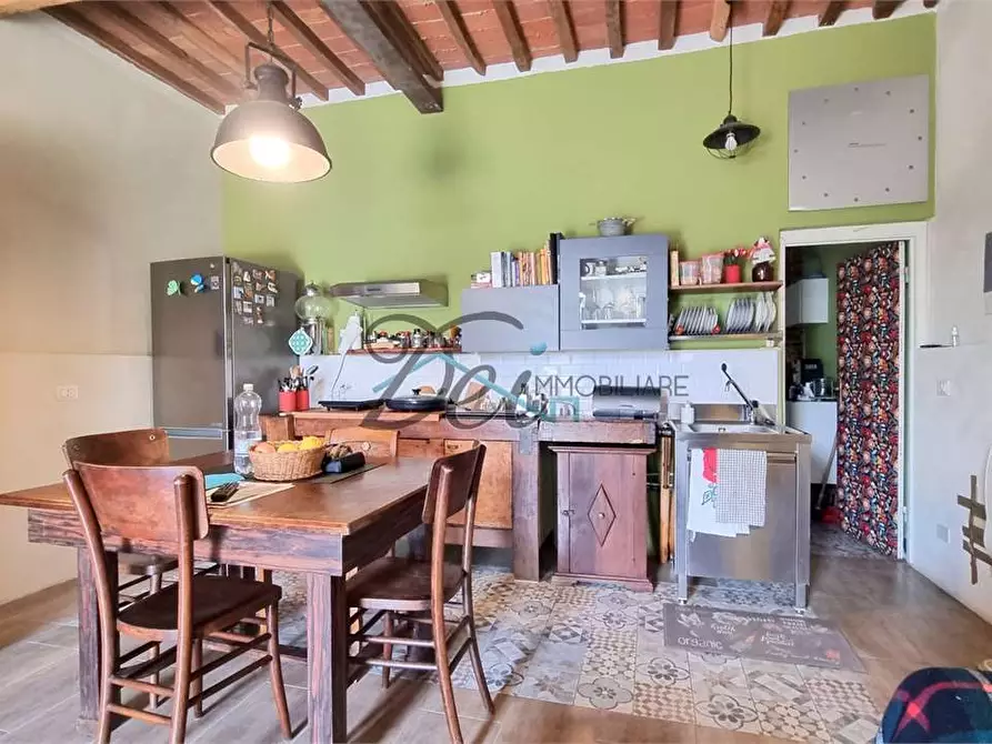 Immagine 4 di Rustico / casale in vendita  in Via dei Bocchi  200 a Capannori