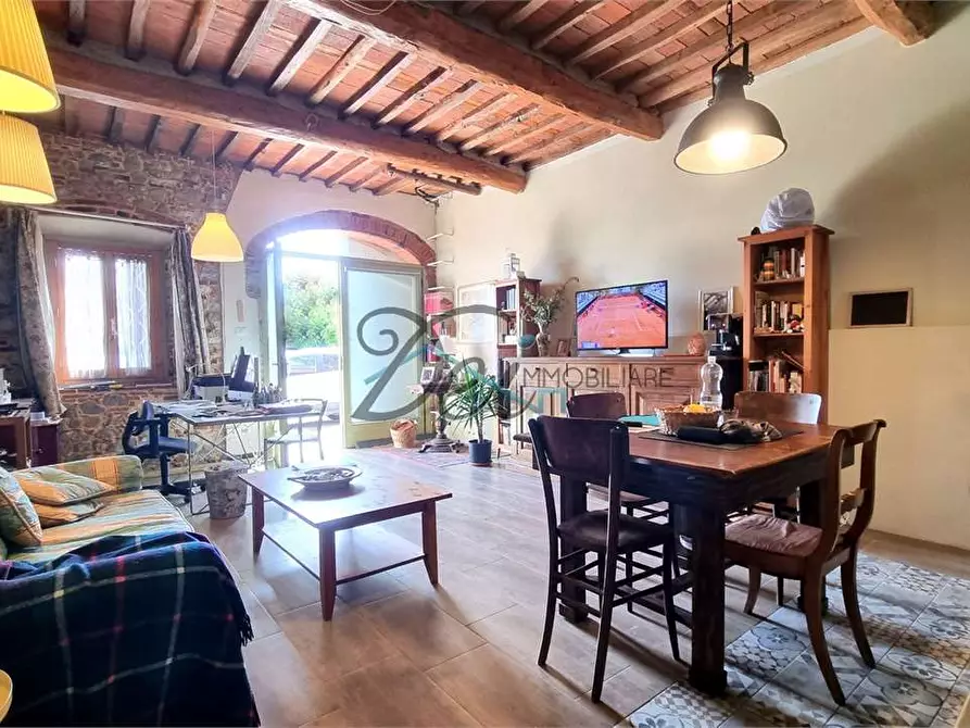 Immagine 6 di Rustico / casale in vendita  in Via dei Bocchi  200 a Capannori