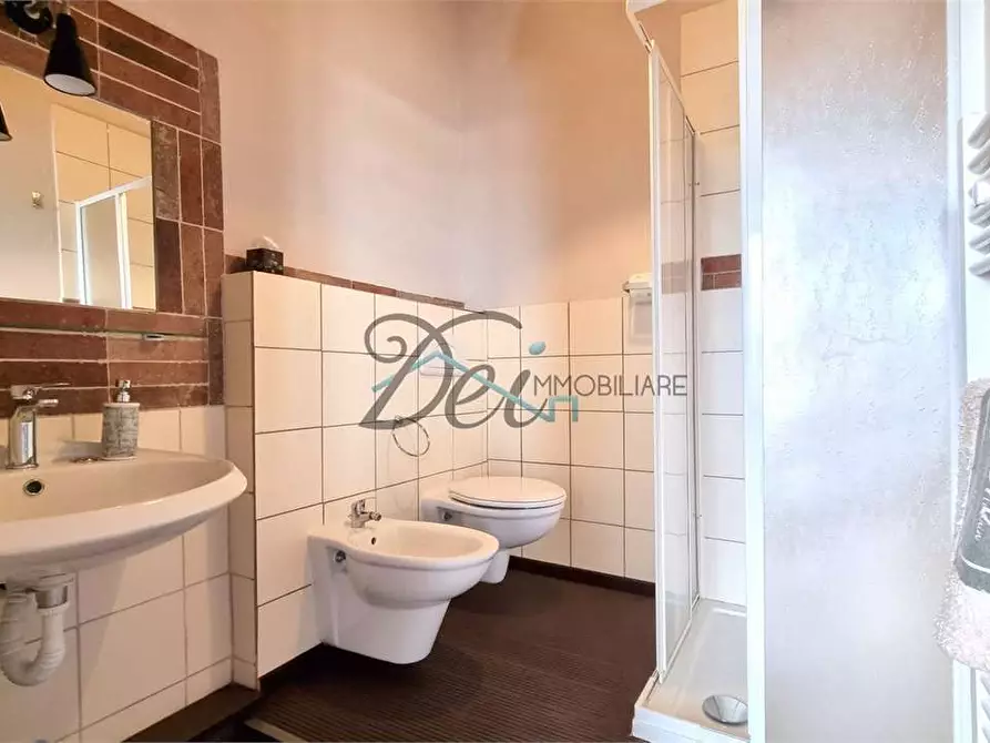 Immagine 27 di Rustico / casale in vendita  in Via dei Bocchi  200 a Capannori