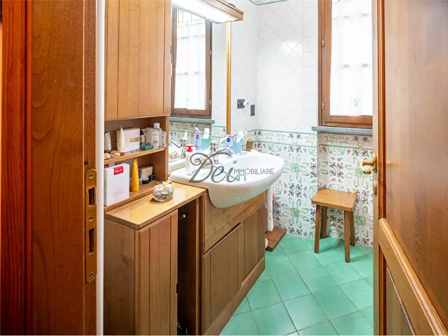 Immagine 27 di Villa in vendita  a Montecarlo