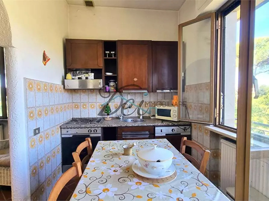 Immagine 32 di Villa in vendita  in via lombarda a Capannori