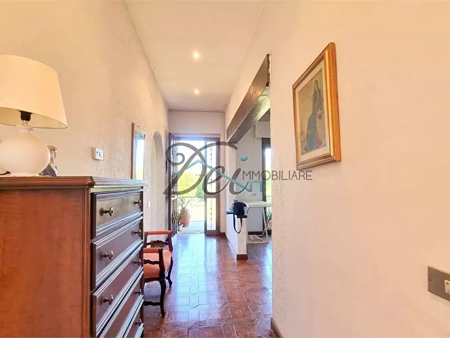 Immagine 34 di Villa in vendita  in via lombarda a Capannori