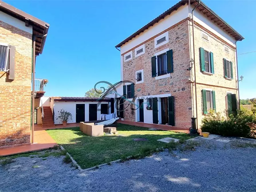 Immagine 3 di Rustico / casale in vendita  a Pisa