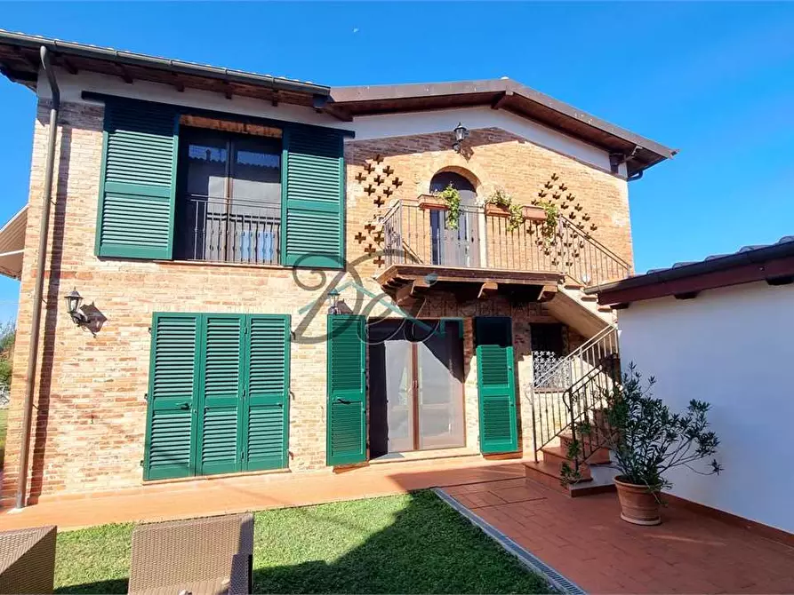 Immagine 4 di Rustico / casale in vendita  a Pisa