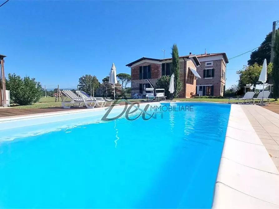 Immagine 7 di Rustico / casale in vendita  a Pisa