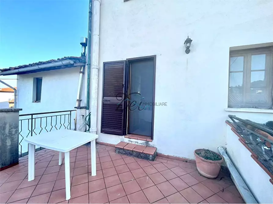 Immagine 3 di Porzione di casa in vendita  in Via della lama  a Capannori